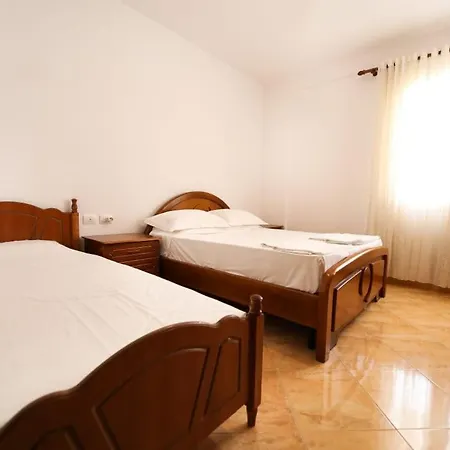Apartment Keivin 4 *